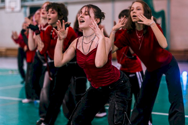 HRADEC KRÁLOVÉ K-POP POKROČILÍ